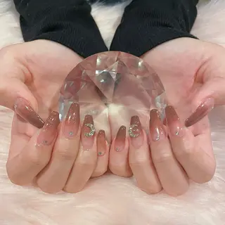 ネイル リスブラン 🎀Mika🎀のネイルデザイン