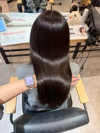 ロング 須藤 梨のヘアスタイル