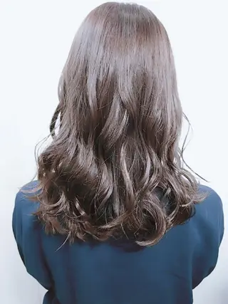 セミロング すずき えりのヘアスタイル