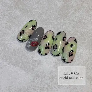 ネイル Lilly Co.のネイルデザイン