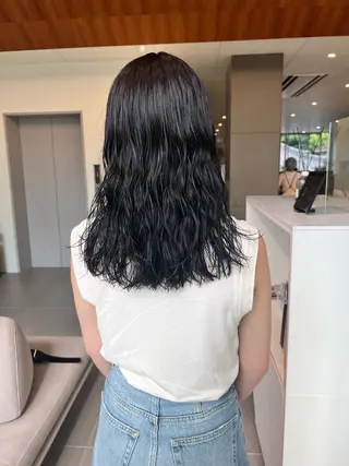 セミロング カラー 顔まわりカット/透け カラー/Memi🎀のヘアスタイル
