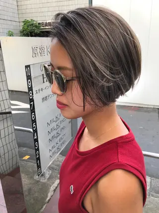 カラー メンズハイトーン メンズバレイヤージュのヘアスタイル