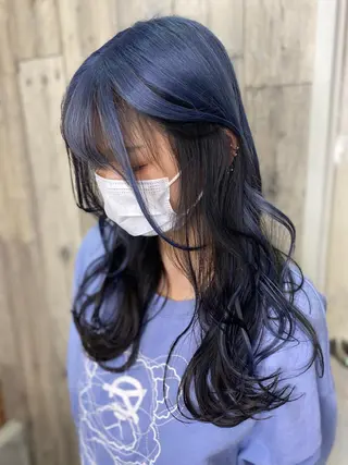 ロング カラー LOHAS Kanaのヘアスタイル