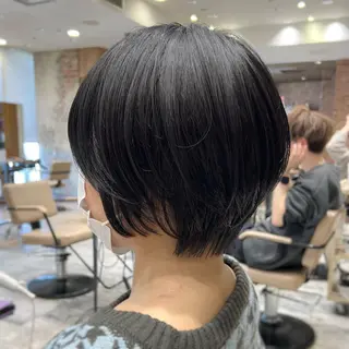 ショート カラー 💍新宿ショート 💍岩田莉奈のヘアスタイル