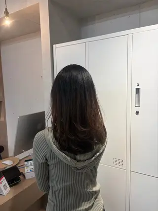 セミロング ひなた-YUCCA- elua⭐️のヘアスタイル