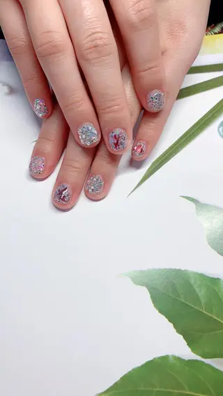 ショート ネイル Moonstone Salonのネイルデザイン