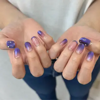 ネイル Elegancia. Hiromiのネイルデザイン