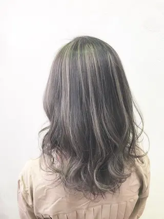 カラー ダブルスキルエクステ /羽エクステ白石宇由のヘアスタイル