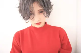 カラー ショート 新生活応援★半額/ 25歳以下　“内間”のヘアスタイル