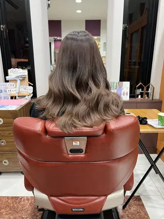 セミロング カラー 藤田 竜成のヘアスタイル