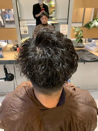 メンズ float浦和美園店 藍野賢也のヘアスタイル