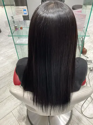 ロング ERIKO Tのヘアスタイル