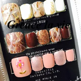 ミディアム カラー キッズ ネイル マツエク・マツパ Greace  la vieのネイルデザイン