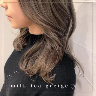 セミロング カラー . AYUKAのヘアスタイル