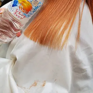ロング カラー 谷 結奈のヘアスタイル