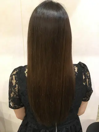 ロング TAKA 【髪質改善】のヘアスタイル