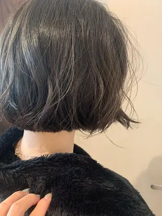 ショート カラー ハイトーンカラー🩵 耳ツボジュエリー👂のその他イメージ