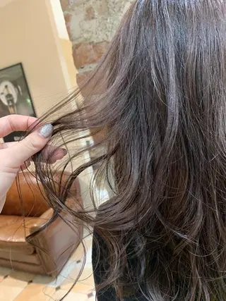 セミロング カラー 美髪ヘッドスパ🫧 西山紗奈江💆‍♀️のヘアスタイル