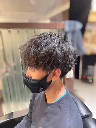 ショート メンズ 岡崎 隆晟のヘアスタイル
