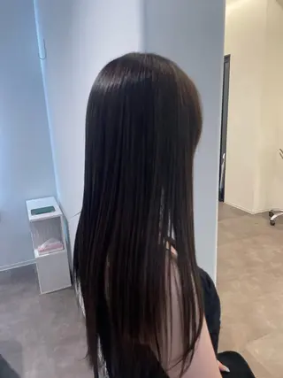 ロング カラー 水野 咲のヘアスタイル