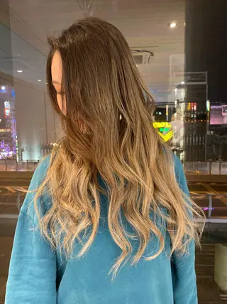 ロング カラー welring hair salonのヘアスタイル
