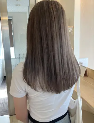 カラー Yurika🕯️ 透明感カラー/ボブのヘアスタイル