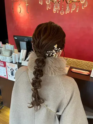 ヘアアレンジ toiro／ fuminaのヘアスタイル
