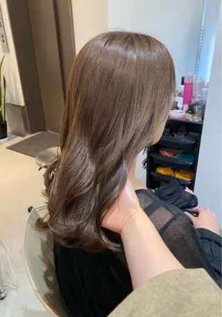ミディアム ✨色持ちの良い艶 カラー✨蟹江真世のヘアスタイル