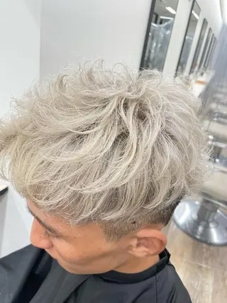 ショート カラー メンズ 名古屋ハイトーン/ 🐶ブリーチ専門店のヘアスタイル