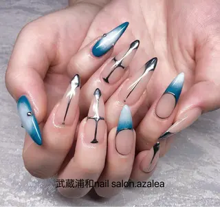 ネイル R inのネイルデザイン