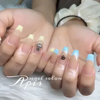 ネイル Apis manakaのネイルデザイン