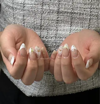 ネイル IKA /エクステ /持ち込みネイルのネイルデザイン