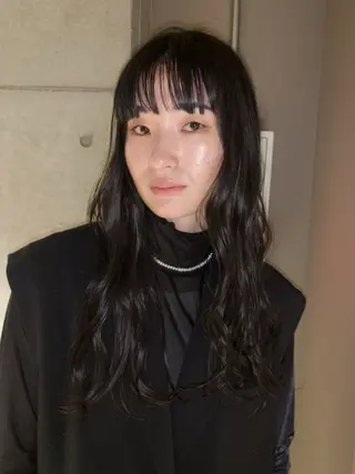 ロング カラー yiye shioriのヘアスタイル