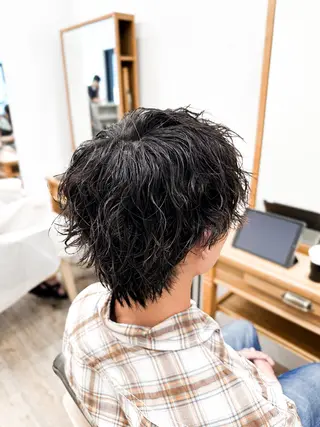 パーマ メンズ ブリーチカラー🔥 パーマ【佐々木凌平】のヘアスタイル