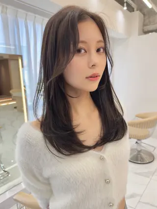 セミロング カラー 縮毛矯正✨🫧 レイヤー川村利幸のヘアスタイル