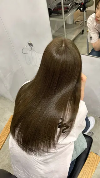 ロング カラー Chill所属・艶カラー / あおいのヘアスタイル