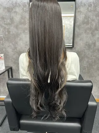 ロング 渡邊 良のヘアスタイル