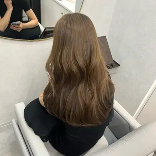 ロング カラー ronmuu／ shizukuのヘアスタイル