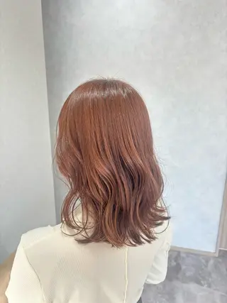 カラー KEEN.渋沢/ 横溝小夏のヘアスタイル