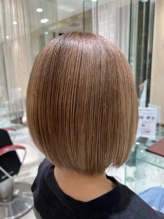 ショート カラー 髪質改善×ハイトーン ✨倉持のヘアスタイル