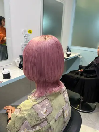 ショート カラー ブリーチカラー 🩵MIZUKIのヘアスタイル