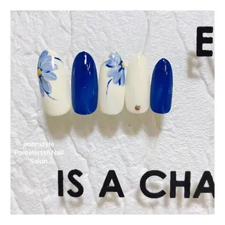 ミディアム ネイル 👑enen style👑のネイルデザイン