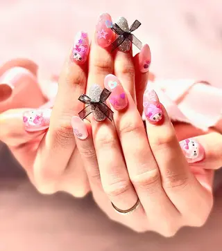 ネイル SHINee 袖ヶ浦のマツエク・マツパデザイン