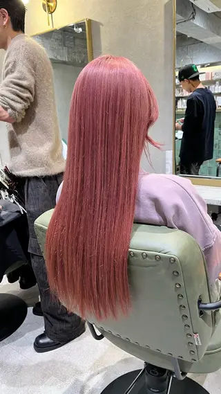 ロング カラー 新宿/ヘアカラー AiNAのヘアスタイル