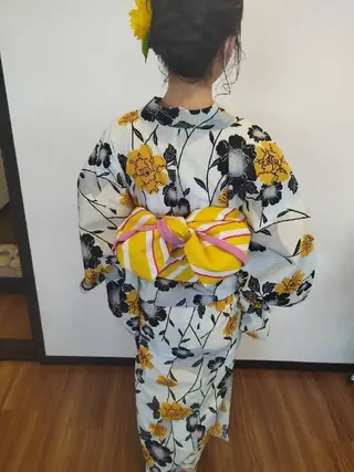 ヘアアレンジ トータル   ビューティー アイズのヘアスタイル