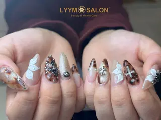 ネイル LYYM Salonのネイルデザイン