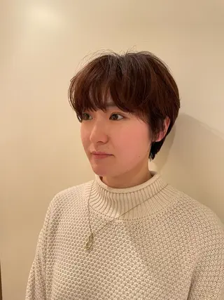 ショート ボブ ホノカのヘアスタイル