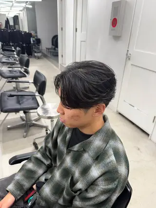 パーマ メンズ 深谷 侑亮のヘアスタイル