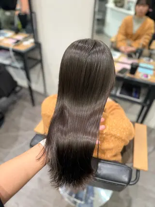 セミロング カラー 艶髪レイヤー上田 紗也🇰🇷💗のヘアスタイル
