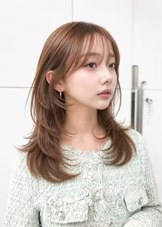 ロング カラー 透明感カラー✨🩵 韓国ヘアkanatoのヘアスタイル